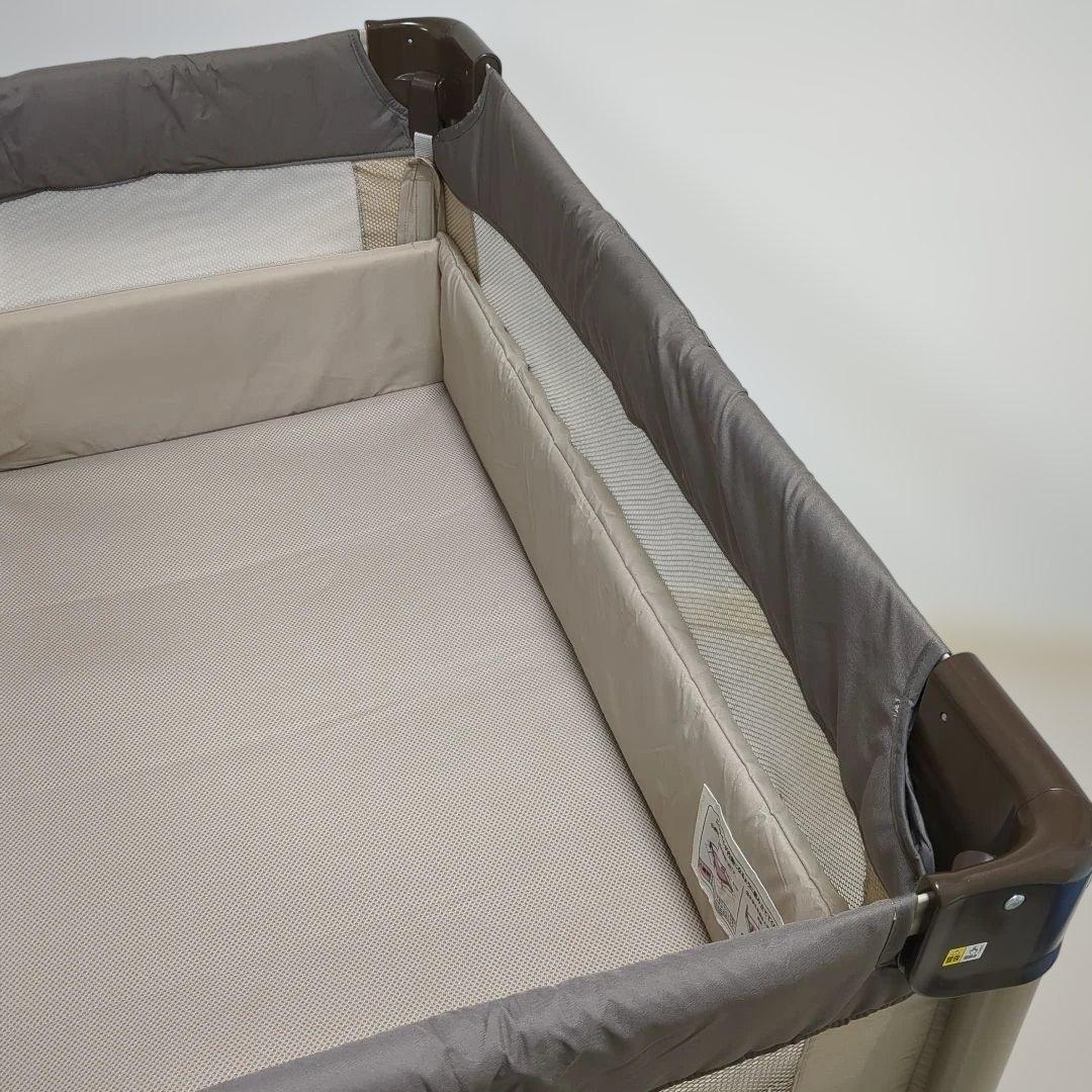 アップリカ　ココネルエアーab　折りたたみベビーベッド　ココアブラウン