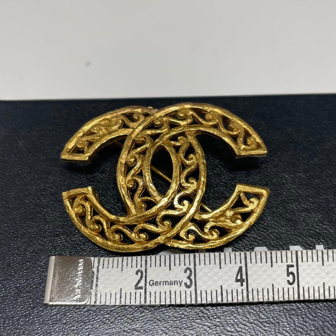 L*e様 CHANEL ヴィンテージ　ゴールド ココマーク　ブローチ