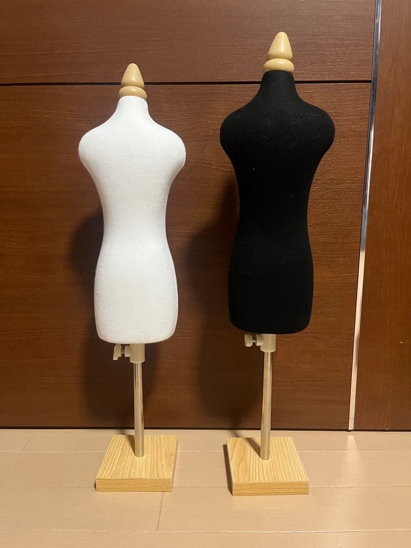 ドール服用 トルソー 1/3 白黒 布張り2体セット