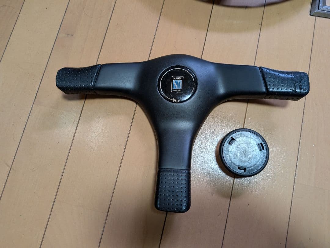 希少！ナルディステアリング　ガラ3 ウッド