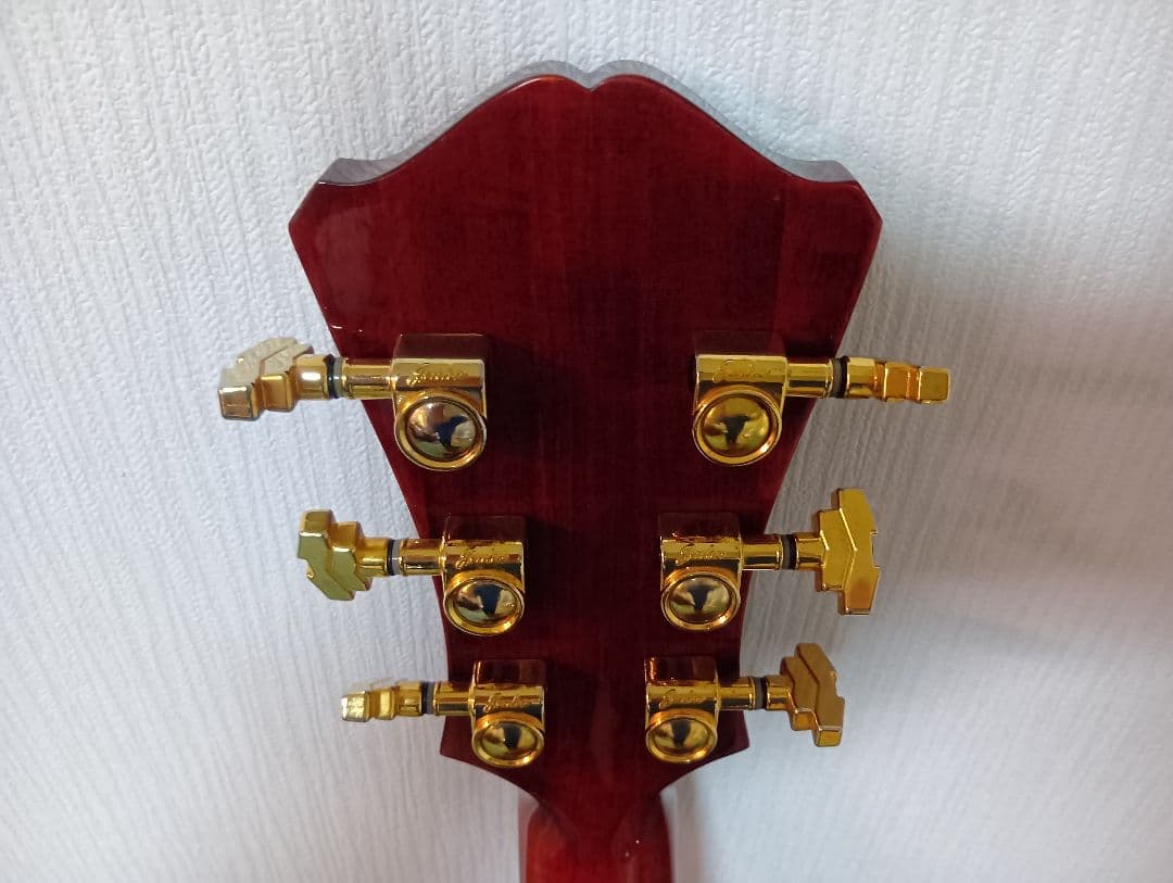 ギター Eastman AR-403CE/Antique red