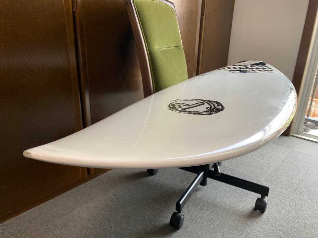 プレセボサーフボードPLACEBO MAN クアッド【※送料込 フィン付】