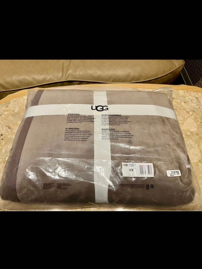 新品♡♡UGG アグDUFFIELDTHROE Ⅱ ブランケットSYGR