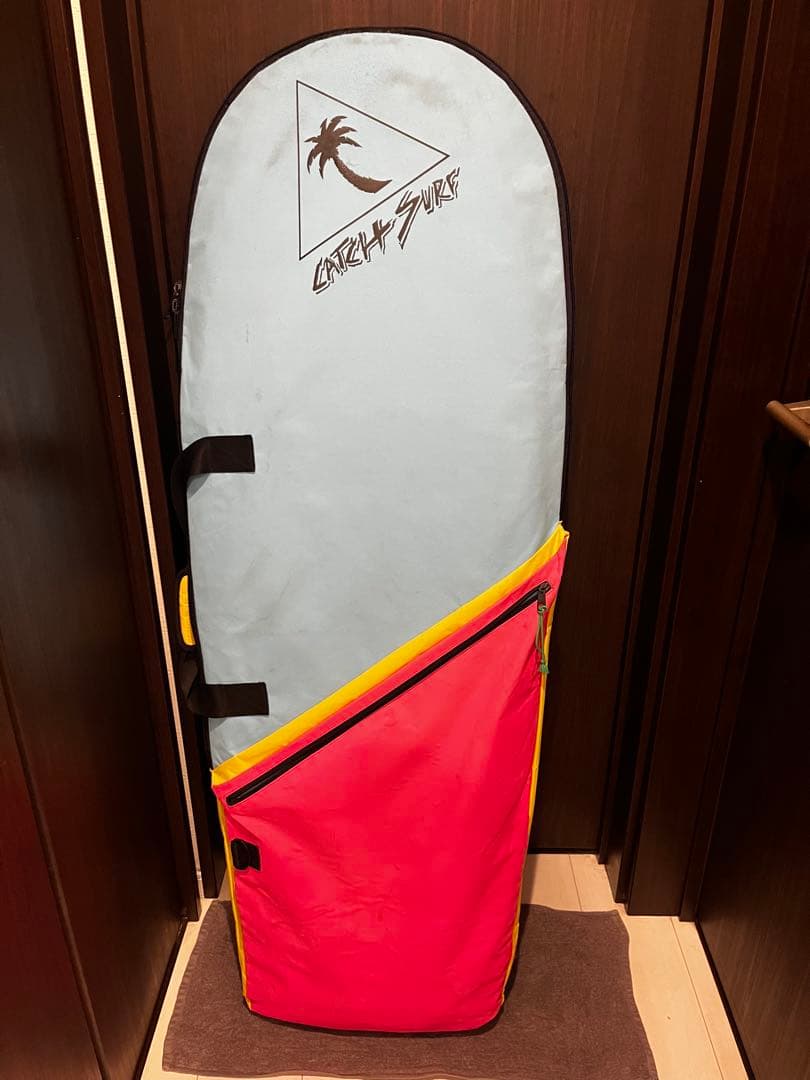 ビーター、TOOLSデッキパッド、DAKINEリーシュ、専用ケース付き