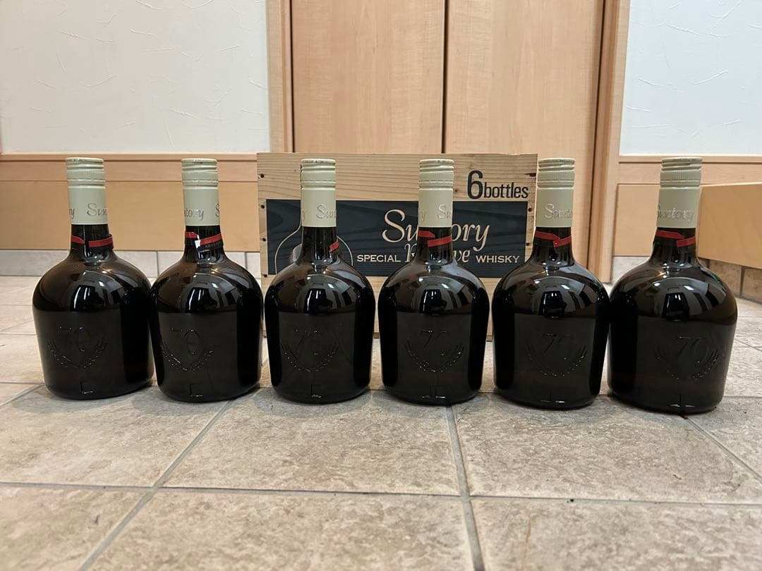 サントリー　スペシャルリザーブ70周年記念　ウイスキー　6本　木箱入り　蓋無し
