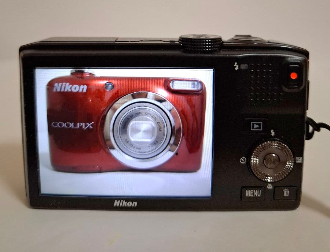 [美品]NIKON クールピックス COOLPIX S8100 デジタルカメラ