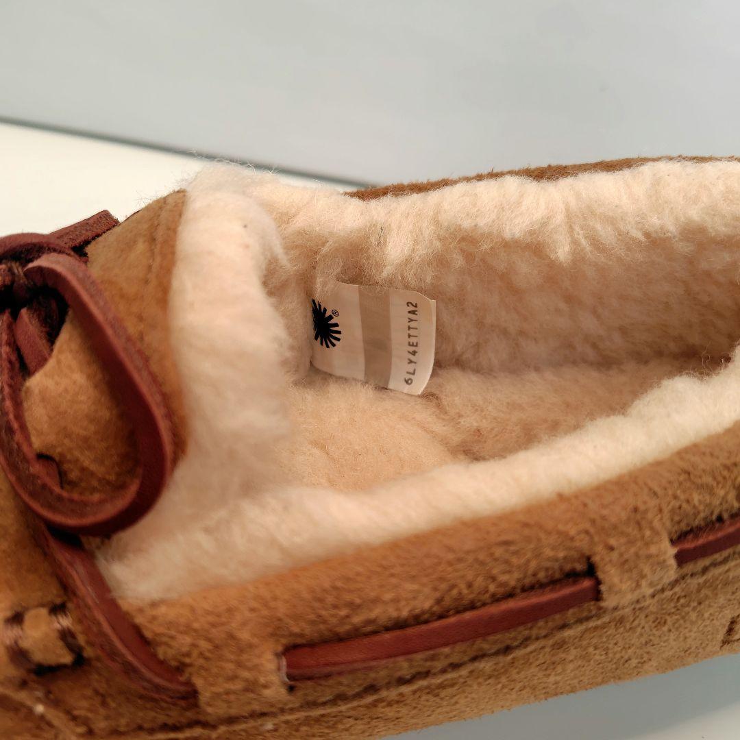 美品　UGG アグ　ウィメンズ　ダコタ　モカシン　23cm