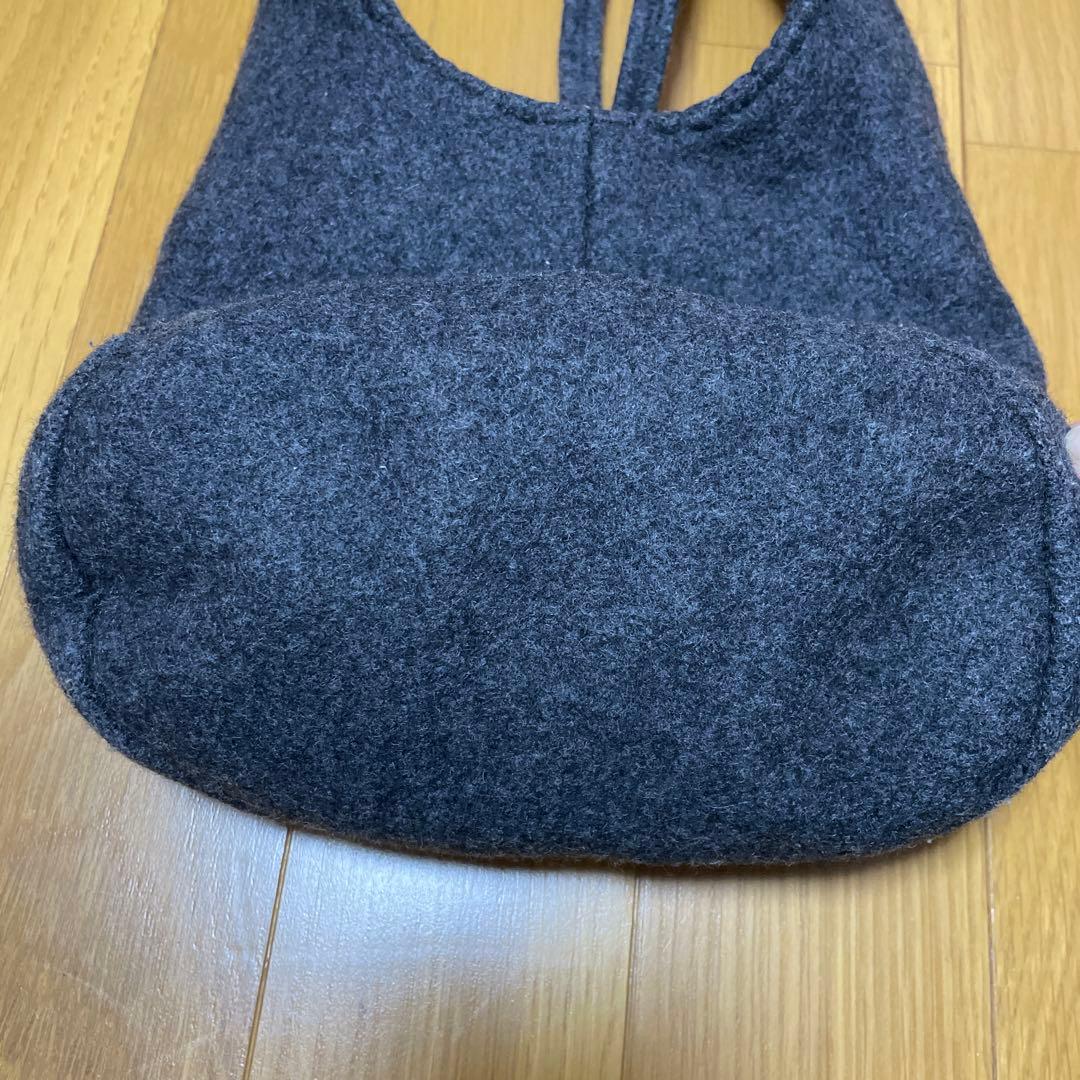 miumiu フェルト生地　バッグ