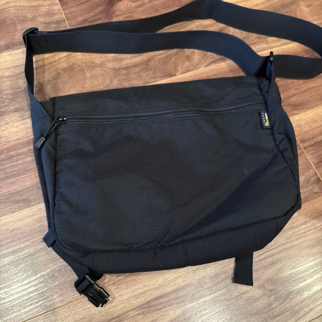 Supreme HI VIS Messenger メッセンジャーバッグ ブラック