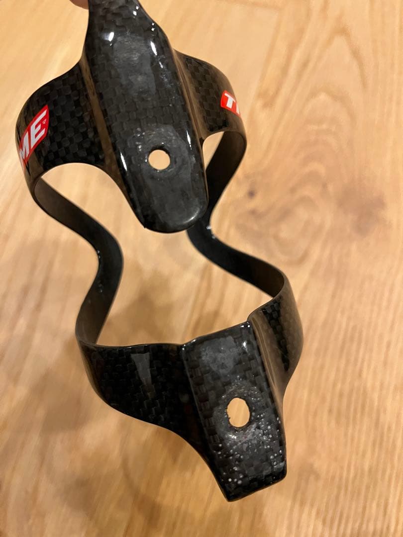 TIME カーボンボトルケージ ブラック