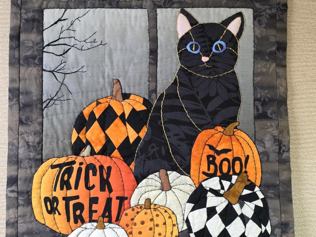 ハンドメイド ステンドグラスキルト タペストリー　ハロウィン ナイト