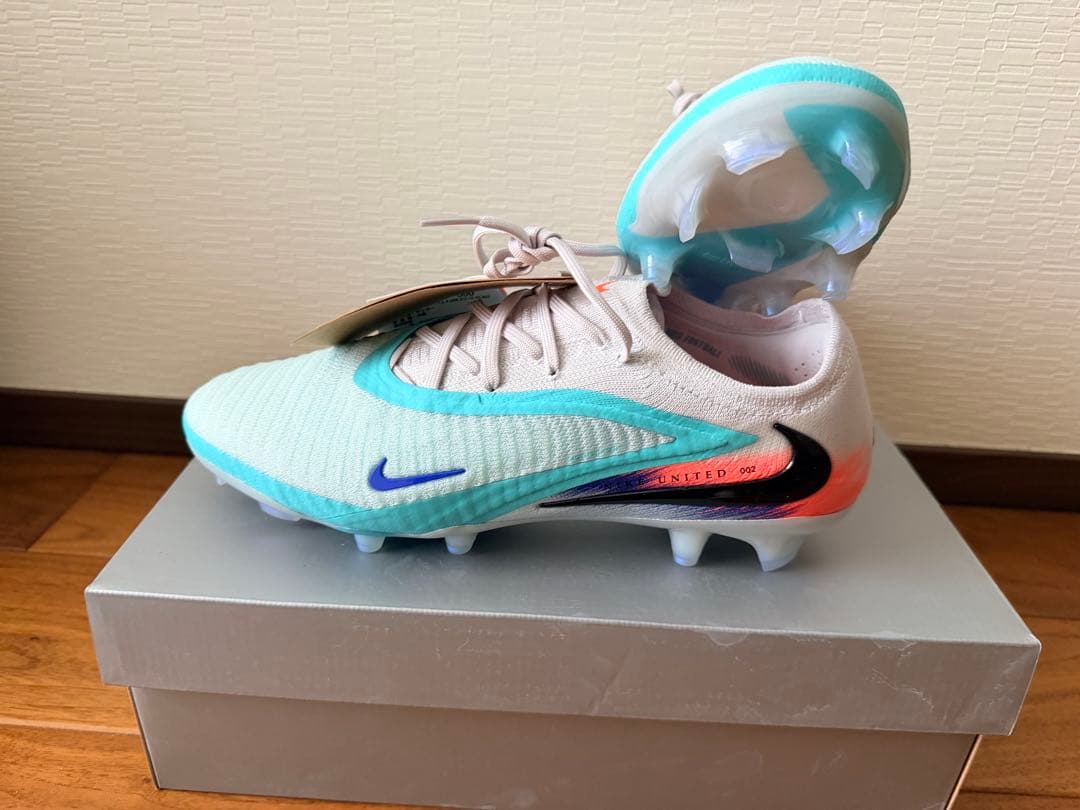 NIKE ファントム 6 LOW エリート FG NU2 新品