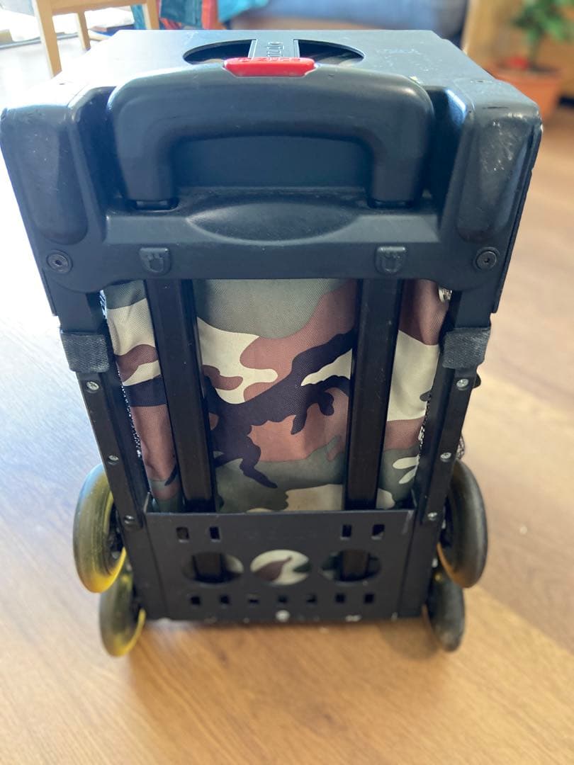 zūCA 迷彩柄 キャリーカート