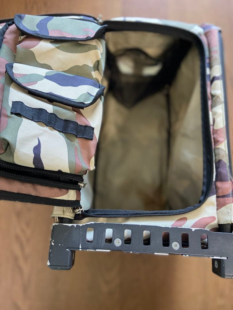 zūCA 迷彩柄 キャリーカート