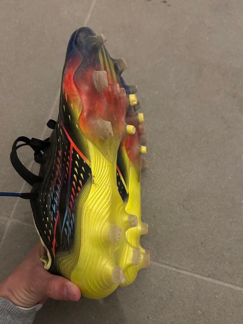 adidas Copa ブラック/マルチカラー FGソール