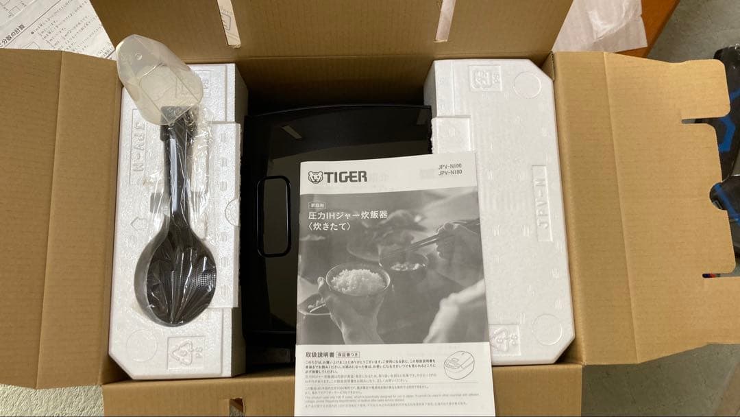 【小さな蛇 (✿◠‿◠)さん専用】タイガー魔法瓶　圧力IH炊飯器 一升