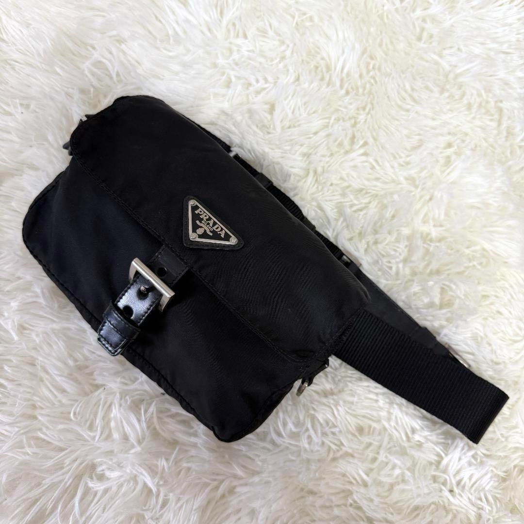 Clauvia様✨PRADA プラダ ボディバッグ ウエストバッグ 三角ロゴ