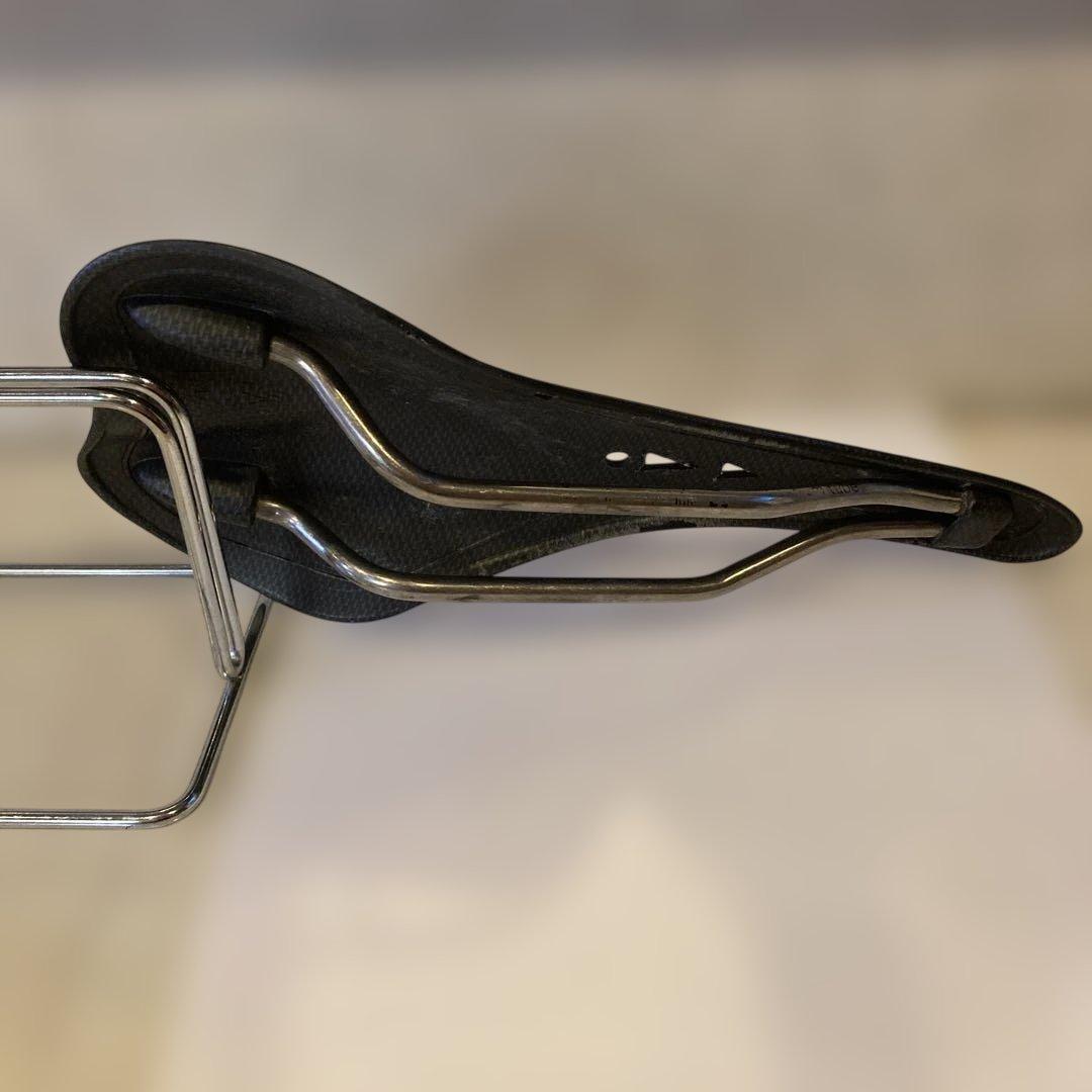 セライタリアSLRカーボンサドル