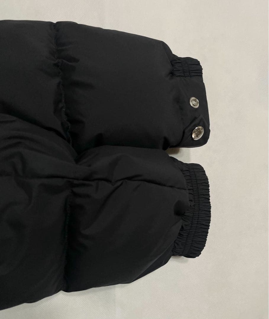 ［極美品］モンクレール　ダウンジャケット　カーデーレ　ブラック