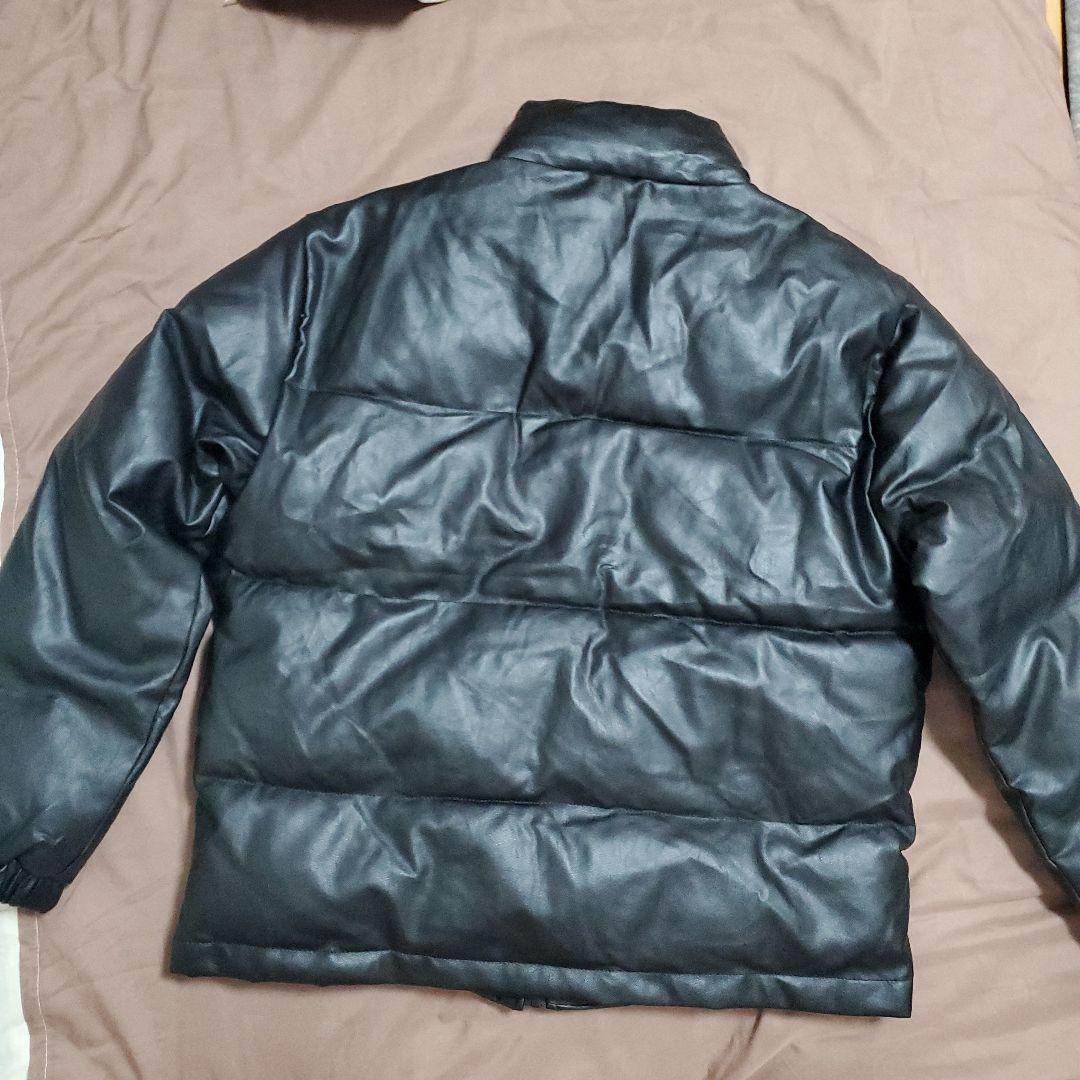 Stussy 黒 ダウンジャケット