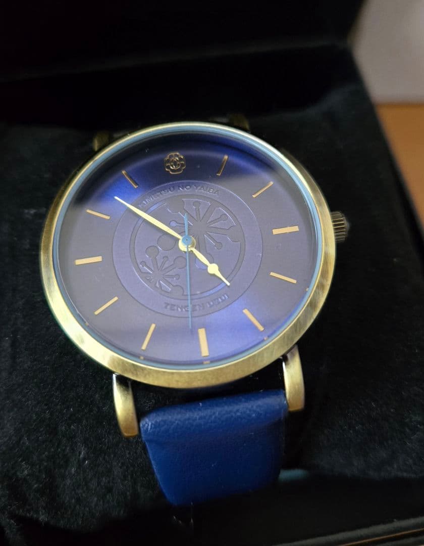 SuperGroupies×鬼滅の刃 　アルマビアンカ　宇髄天元モデル　腕時計