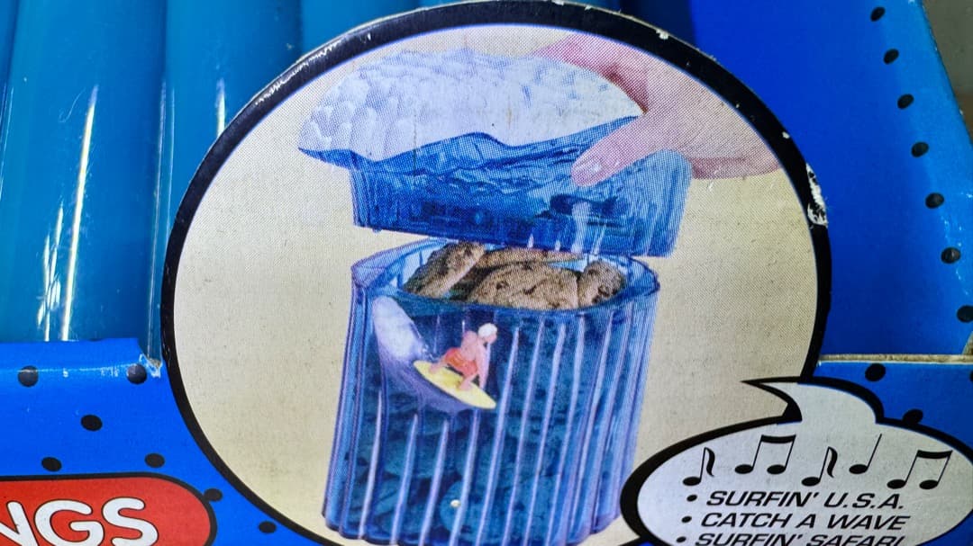 !!希少 当時物!! WAVE COOKIE JAR サーフィンソング付き