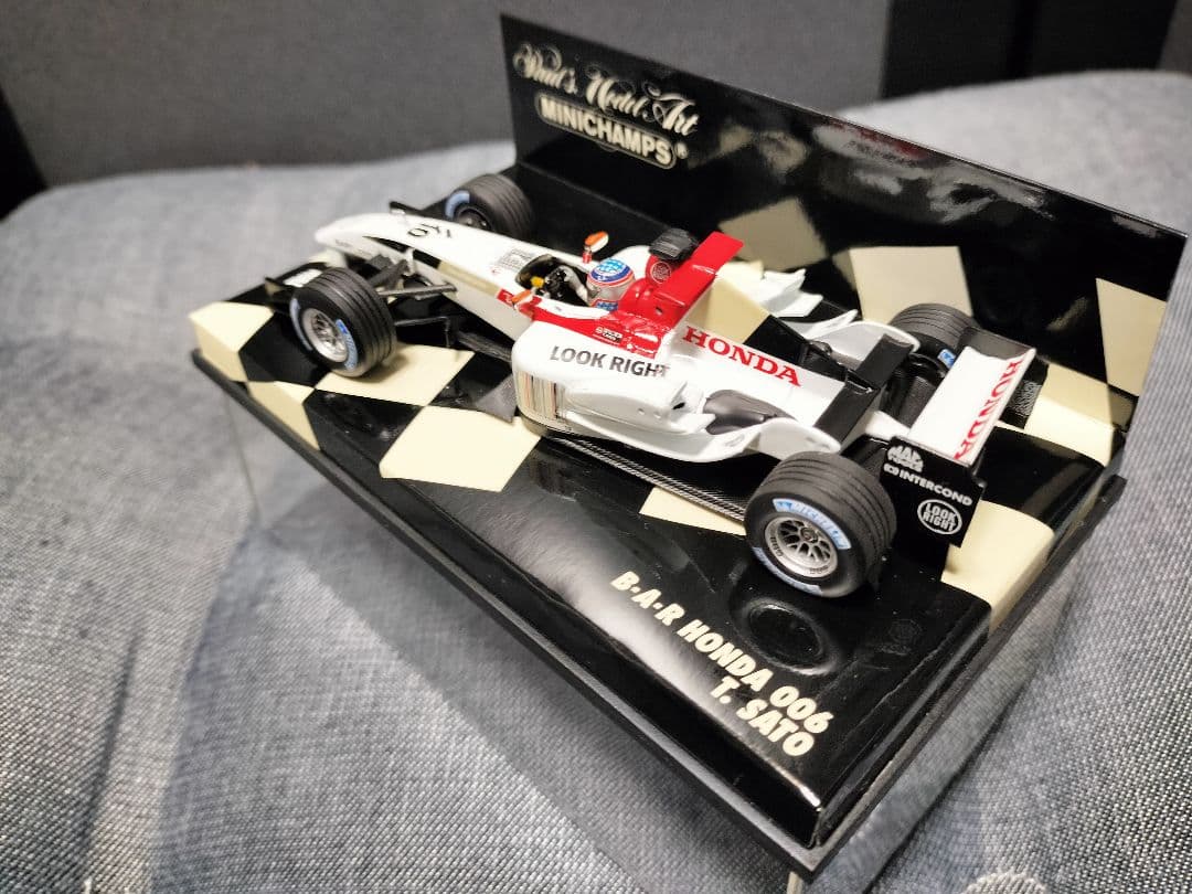 スポーツ 1/43 minichamps BAR HONDA 006 T.SATO