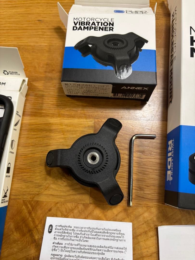 QUAD LOCK ハンドルバーマウント、衝撃吸収ダンパー