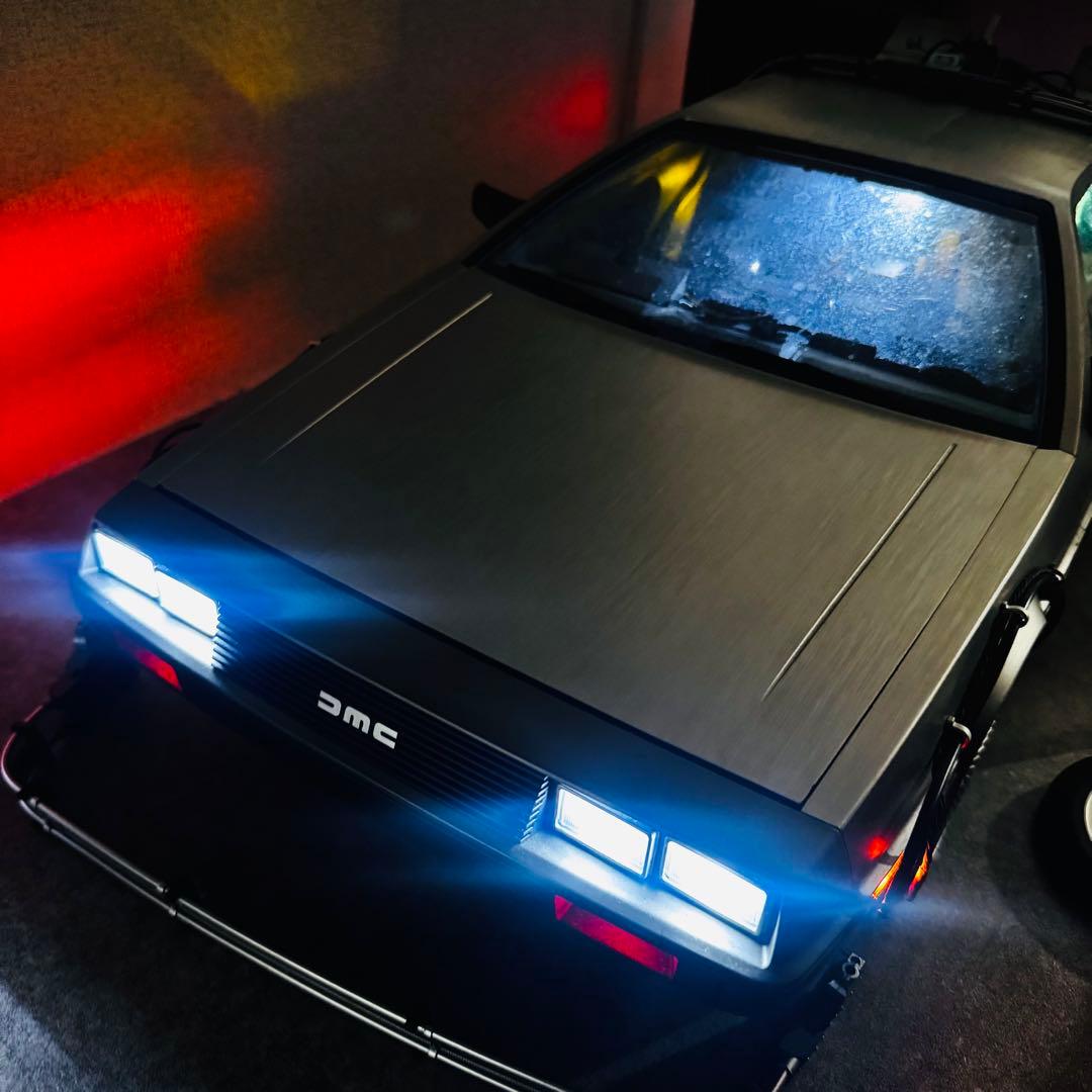 Hot Toys バックトゥザフューチャー Part1 デロリアン