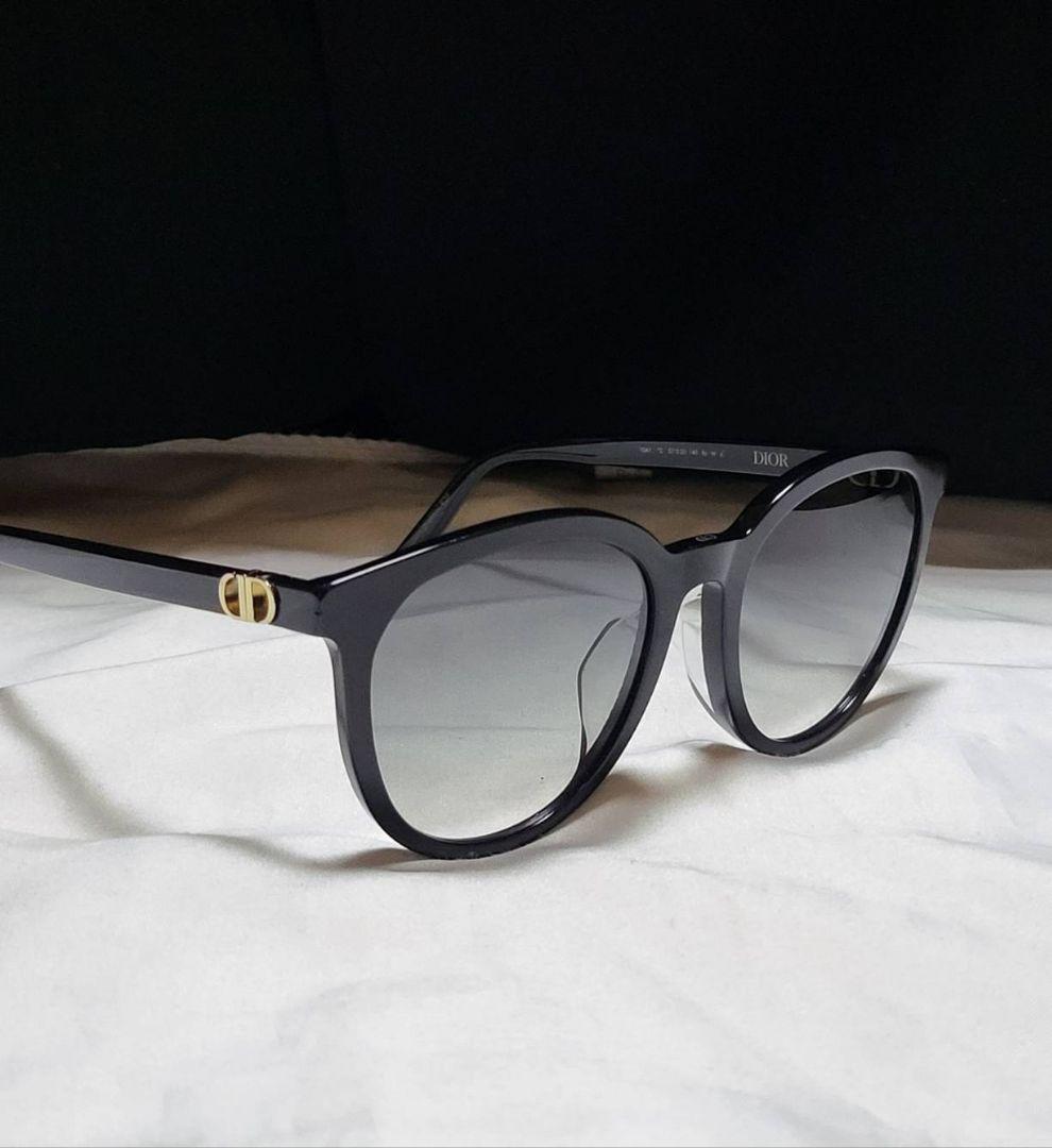 ◆Christian Dior◆サングラス　30Montaigne Mini