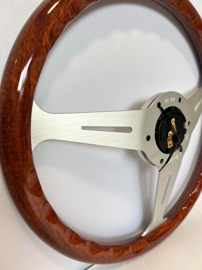 新品未使用 ナルディ 社外 ウッドナルディ ステアリング 送料無料　茶