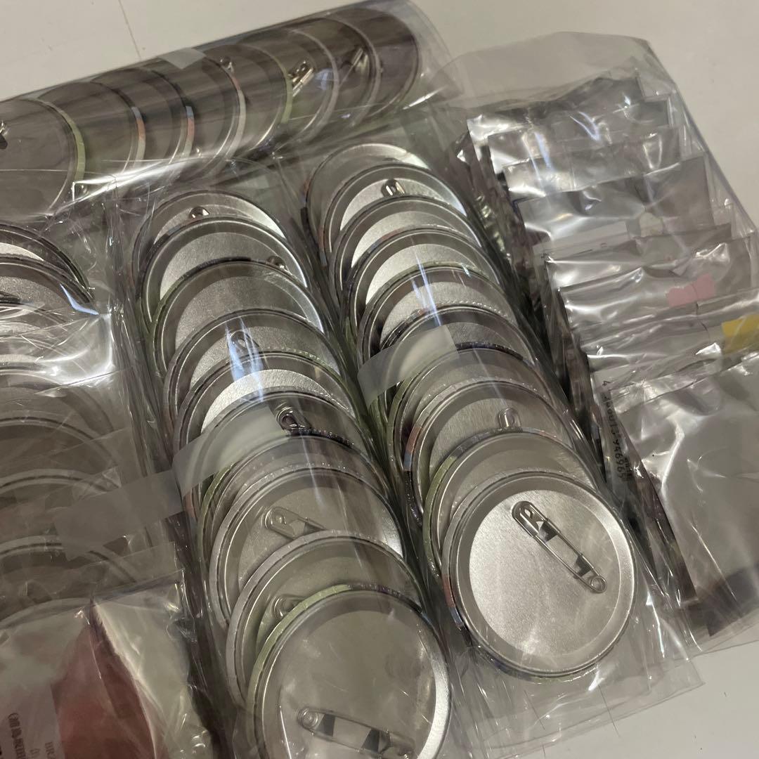 J42.うらたぬき 缶バッジ YF 浦島坂田船 配信ライブ 2020 等身