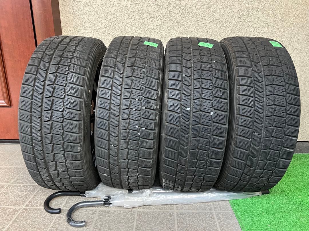 18インチVELVA BLACK DUNLOP WINTER MAX WM02