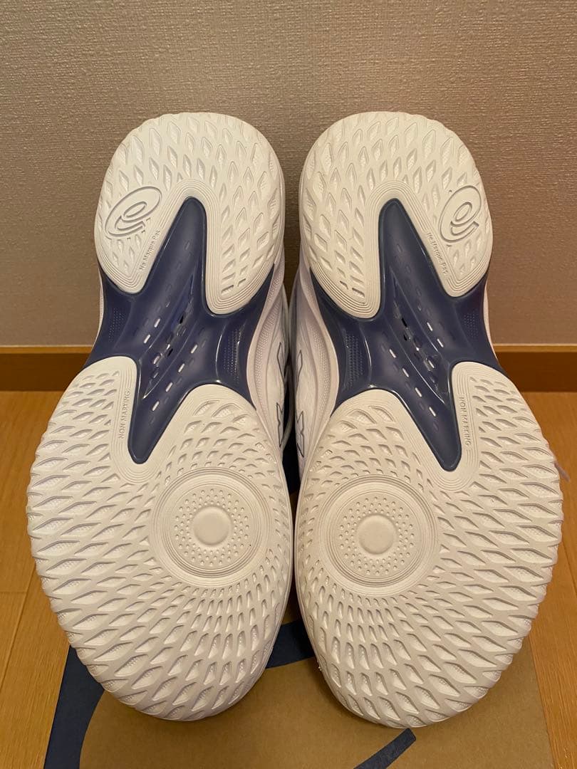 asics バスケットボールシューズ　ゲルフープV17 ホワイト　デニムブルー