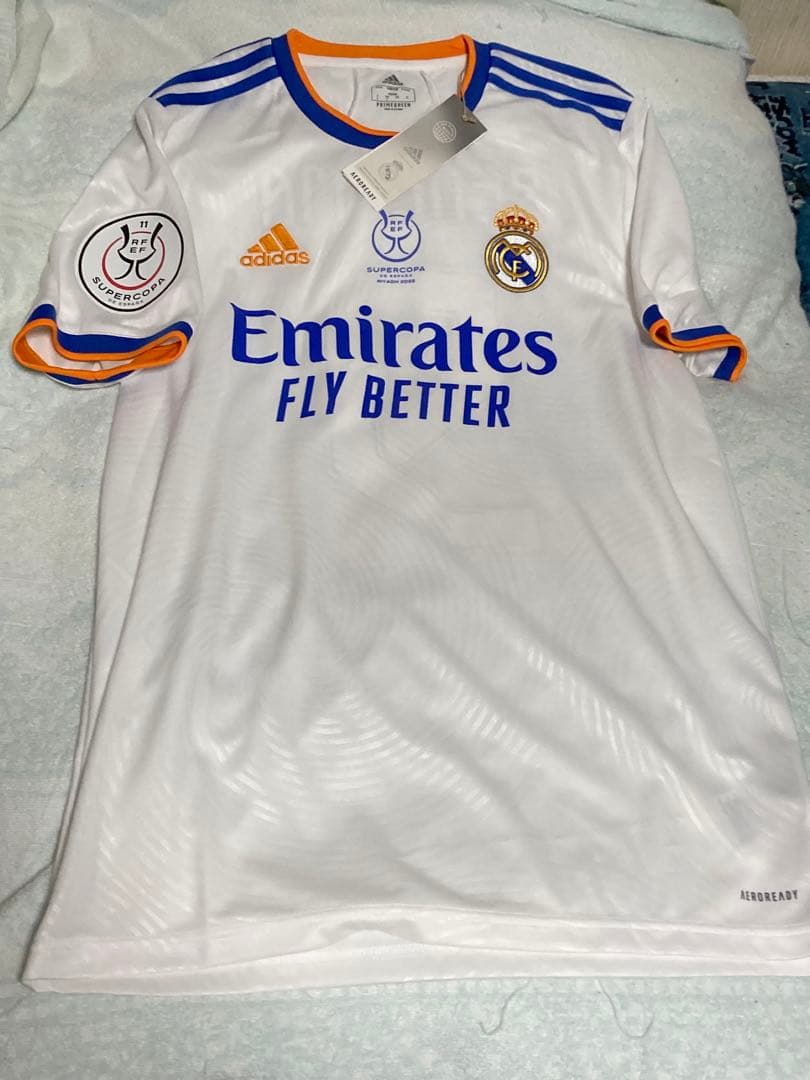 21-22 レアルマドリード ベンゼマ ユニフォーム スーペルコパ仕様