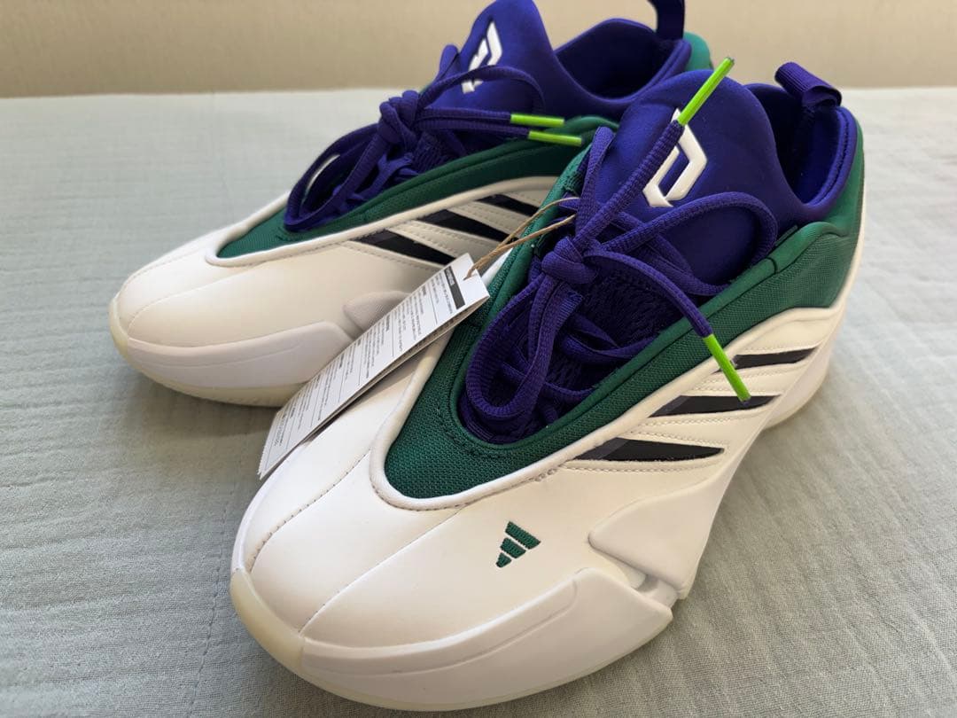 adidas バスケットシューズ 新品タグ付き ホワイト/グリーン/パープル