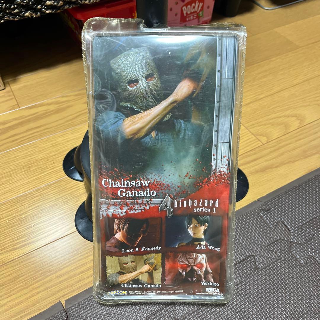 バイオハザード4 フィギュア NECA Chainsaw Ganado