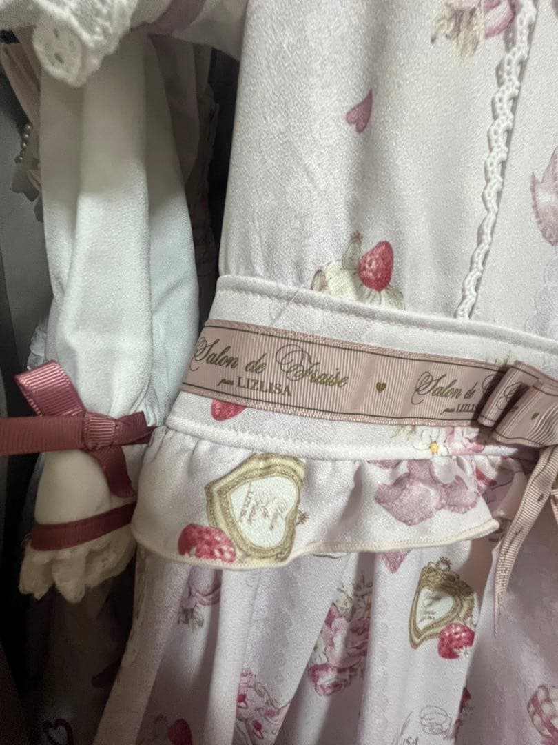 Salon de Fraise柄ワンピース リズリサ LIZLISA