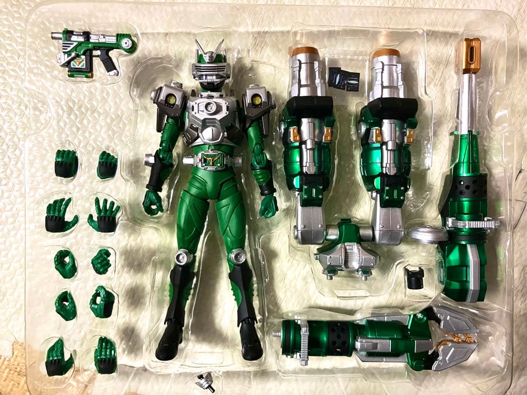 SHFiguarts 仮面ライダーゾルダ