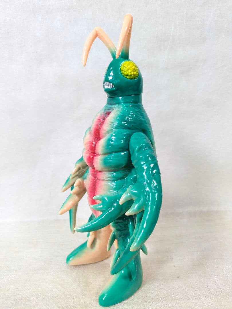 Y・MSF 　昆虫星人　バーミン星人（約26センチ）ウルトラマンレオ ソフビ