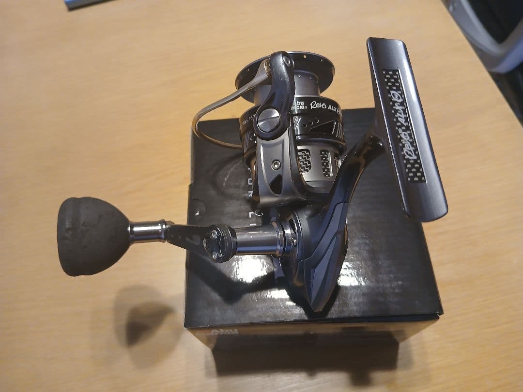 リール Abu Garcia ALX THEIA 3000MSH