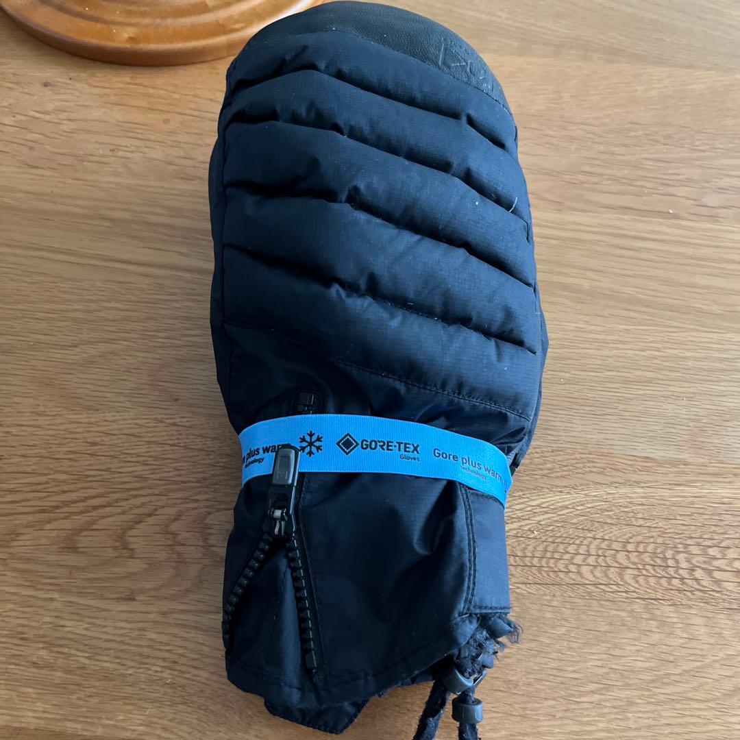 Burton ak オーブン GORE-TEX ミトン　即日発送可能