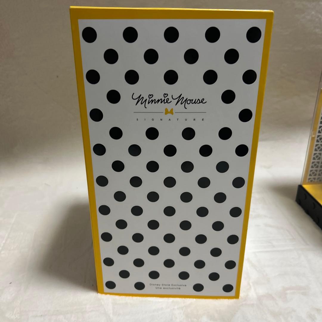 ミニーマウス　シグネチャードール　4000体限定品