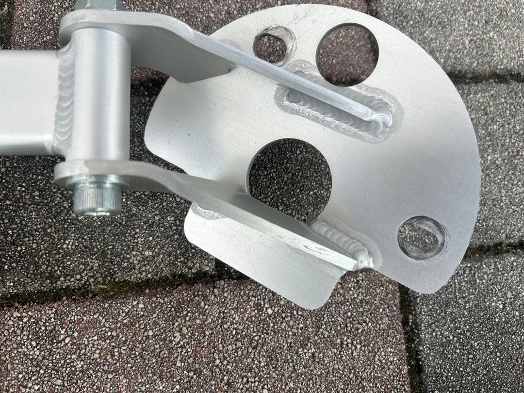 美品 NDロードスター用 マツダスピード タワーバー フロント用