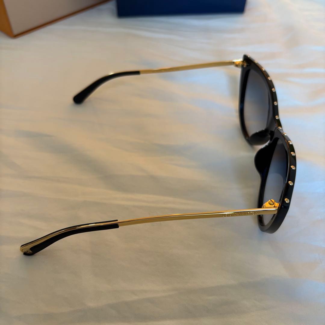 LOUIS VUITTON キャットアイサングラス　新品未使用　箱あり