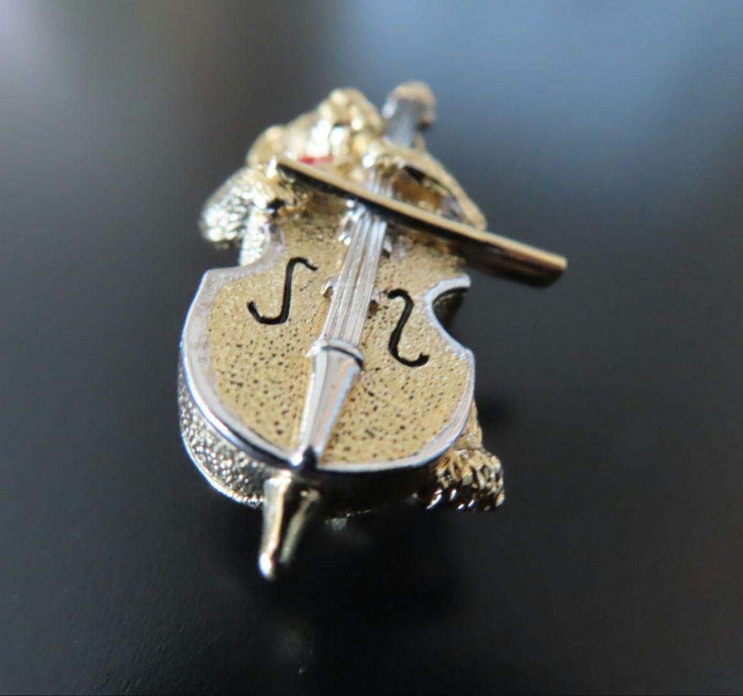 【美品】バーバリー　BURBERRY　ピンブローチ　ベアー　ゴールド