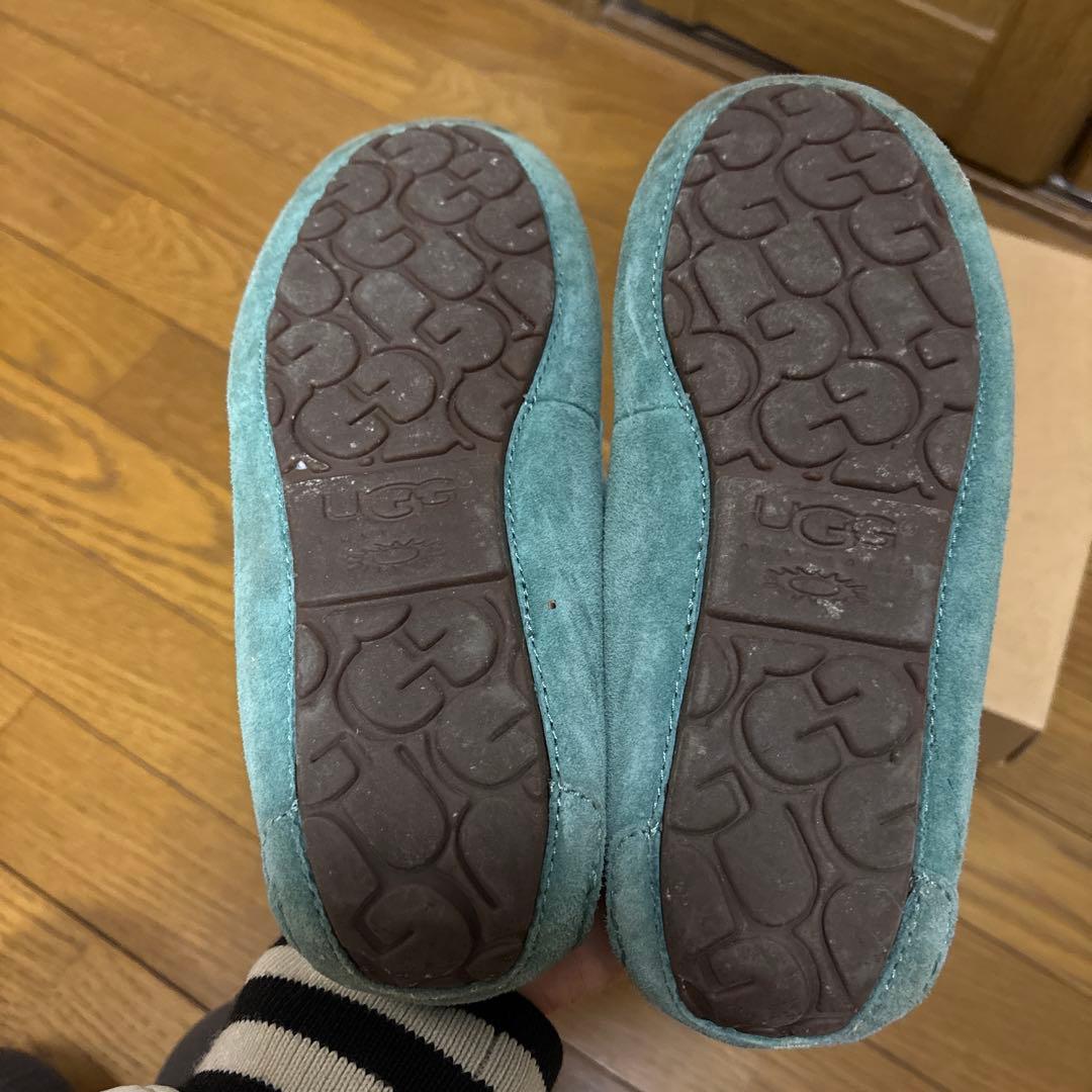 専用　未使用　UGG アグ　スリッポン　モカシン　23cm