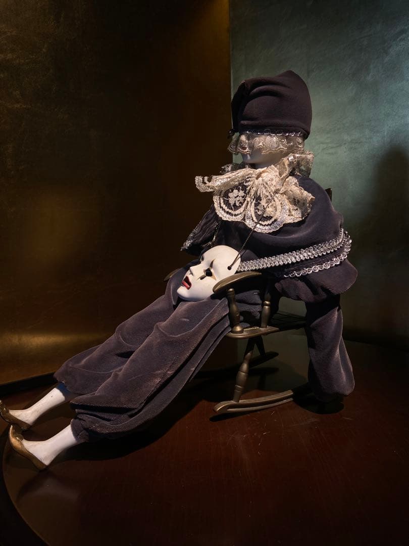 domein『crown』　Italy antique doll