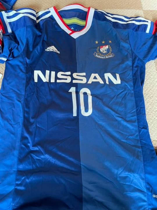 断捨離‼️　サッカー様々ユニフォーム　中村俊輔