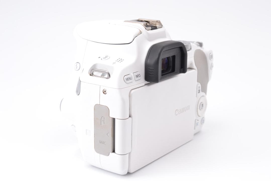 ■美品　S数8,337回■ キャノン　Canon Kiss X9 レンズキット